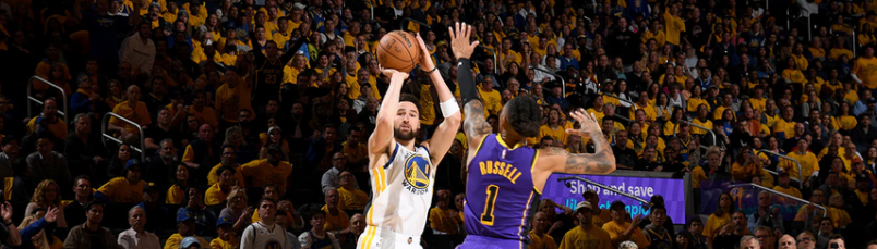 Recap: Lakers rout Warriors in Game 3, take 2-1 series lead - Los Angeles  Times